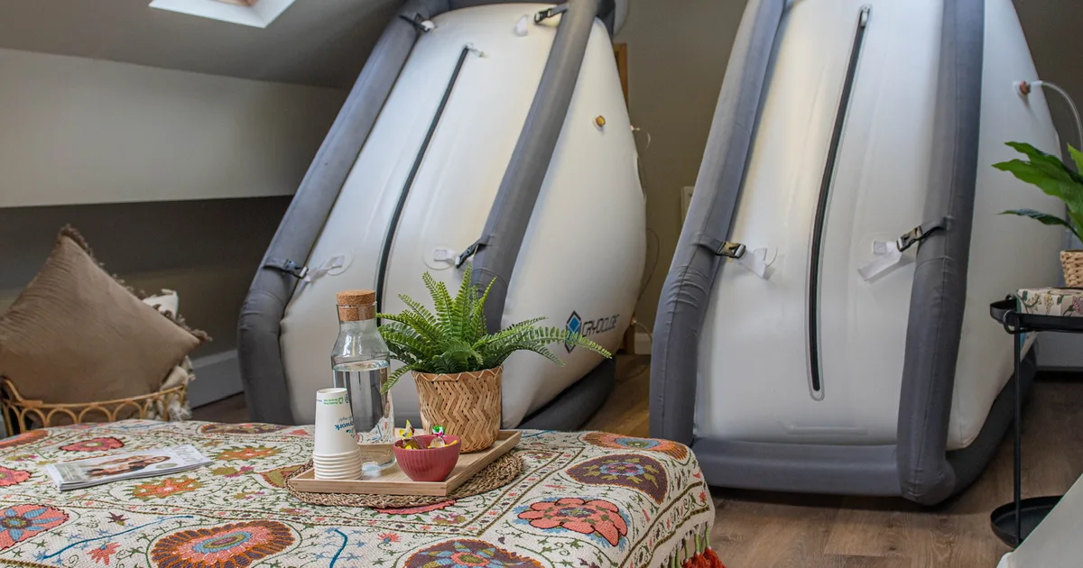 NHS hyperbaric oxygen therapy availability in the UK explained, IronOx Clinic Cardiff